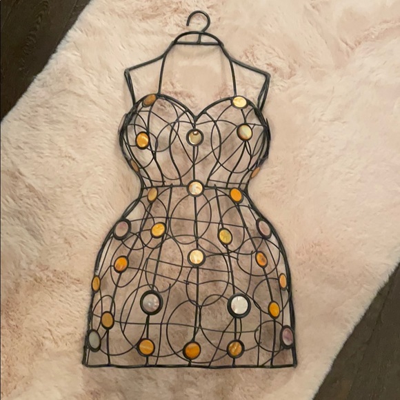 Wall art 👗 - Picture 2 of 9